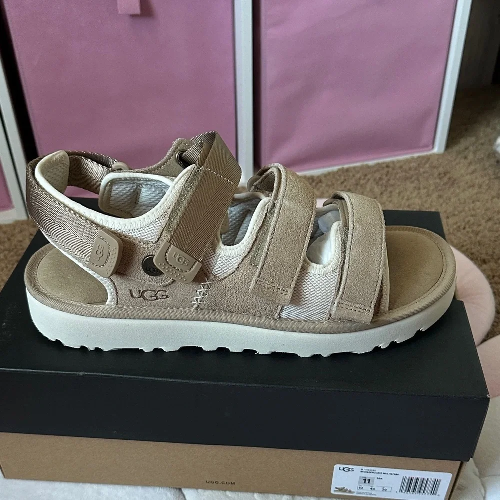UGG Mens Sandals - Beige and Cream Size 11